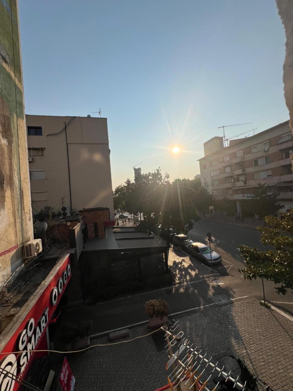 Charles City Center Τίρανα Εξωτερικό φωτογραφία